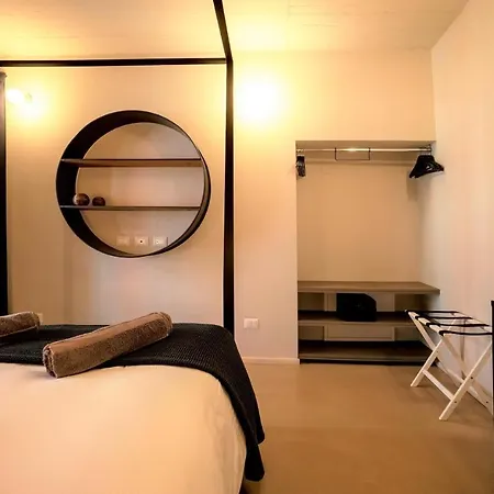 Bifora65 Flats And Garden - Lakeview *