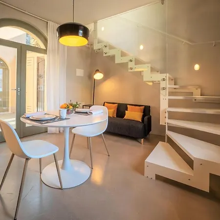 Bifora65 Flats And Garden - Lakeview