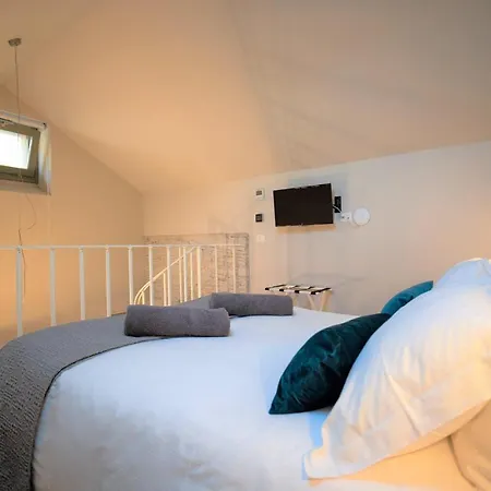 Bifora65 Flats And Garden - Lakeview