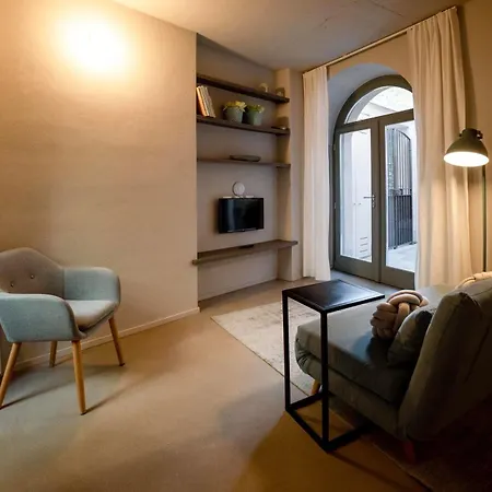Bifora65 Flats And Garden - Lakeview *