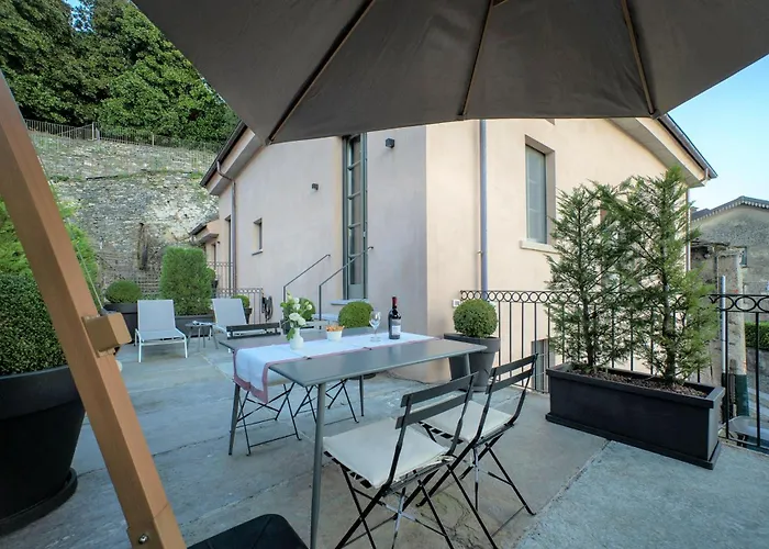 Bifora65 Flats And Garden - Lakeview *